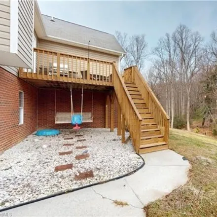 Image 7 - 145 North Hills Drive, Mount Airy, NC 27030, USA - House for sale