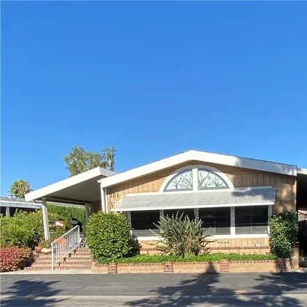 Image 2 - 8651 Foothill Boulevard, Rancho Cucamonga, CA 91730, USA - House for sale