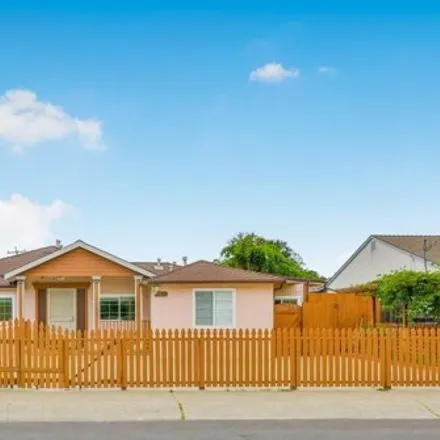 Buy this 5 bed house on 15597 Vassar Avenue in San Lorenzo, Alameda County