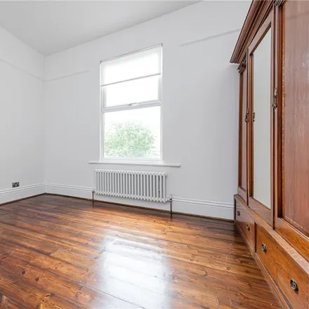 Image 7 - Nightingale Road, London, NW10 4RG, United Kingdom - Apartment for rent