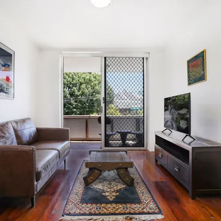 Image 2 - Buckland Lane, Newtown NSW 2042, Australia - Apartment for rent