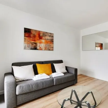Image 5 - 96 Rue de la Fontaine au Roi, 75011 Paris, France - Apartment for rent