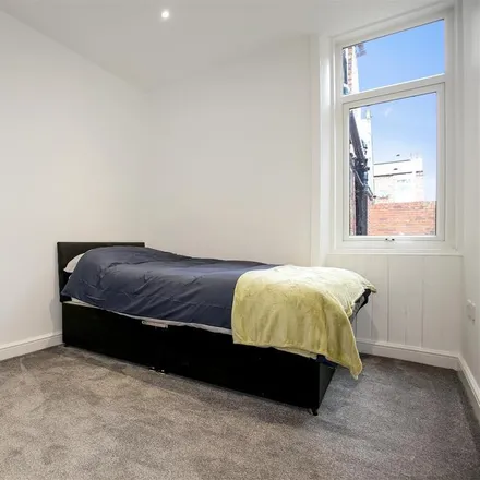 Image 7 - Telford Street, Gateshead, NE8 4TT, United Kingdom - Room for rent