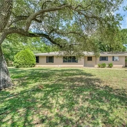 Image 1 - 331 Fairway Drive, Bryan, TX 77801, USA - House for rent