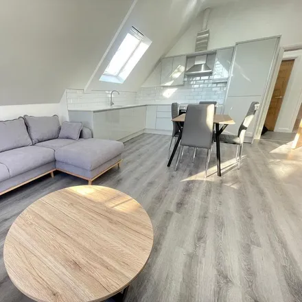 Rent this 2 bed apartment on Clothorn Road in Manchester, M20 6BN