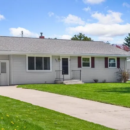Buy this 3 bed house on 863 Mac Arthur Drive in Beaver Dam, WI 53916