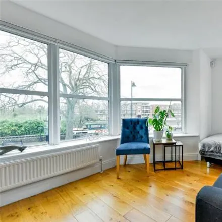 Rent this 1 bed room on Windsor & Eton Bowling Club in Goswell Road, Clewer Village