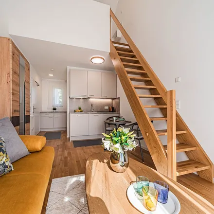 Rent this 1 bed apartment on Lorscher Straße 16 in 60489 Frankfurt, Germany