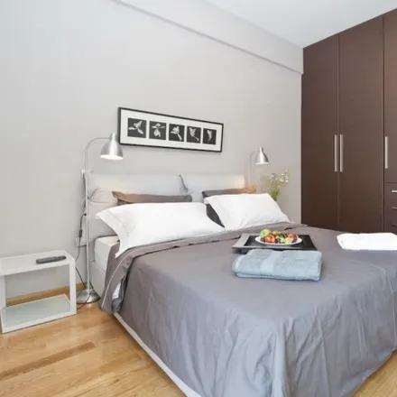 Rent this 1 bed apartment on Roetersstraat