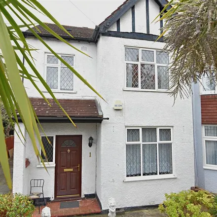 Rent this 3 bed house on Ena Road in London, SW16 4JD