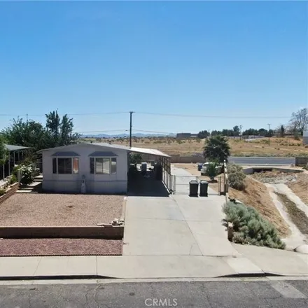 Image 4 - 16251 Wimbleton Dr, Victorville, California, 92395 - House for sale