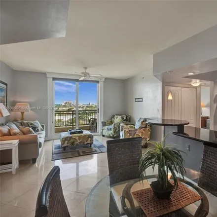Buy this 2 bed condo on 93 North Federal Highway in Fort Lauderdale, FL 33301