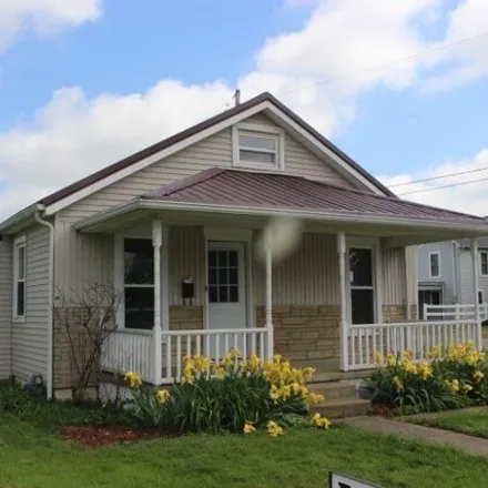 Buy this 2 bed house on 10 7th Street in Belpre, OH 45714