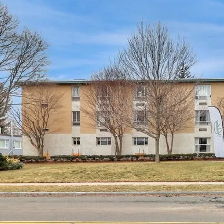 Image 1 - 39 Highland Street, West Hartford, CT 06119, USA - House for rent