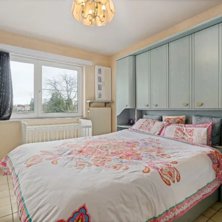 Rent this 1 bed apartment on Sint-Bernadettestraat 626 in 9040 Ghent, Belgium