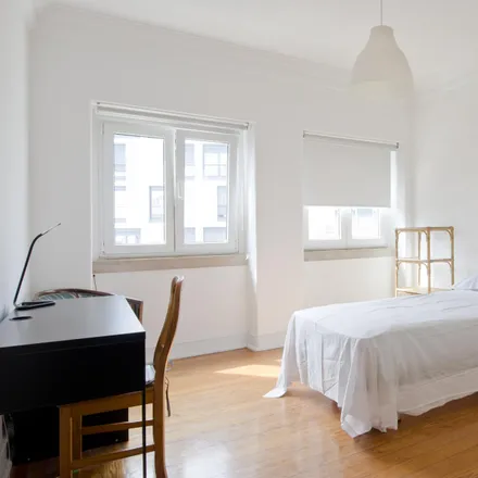 Rent this 3 bed room on Rua Visconde de Santarém 34 in 1000-268 Lisbon, Portugal