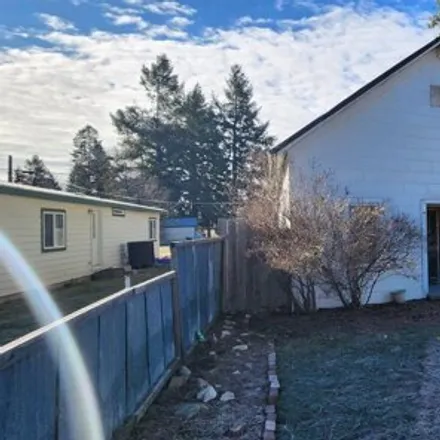 Image 1 - Oaksdale swimming pool, West Bartlett Street, Oakesdale, Whitman County, WA 99158, USA - House for sale