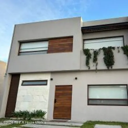 Rent this 4 bed house on unnamed road in Delegación Epigmenio González, 76232