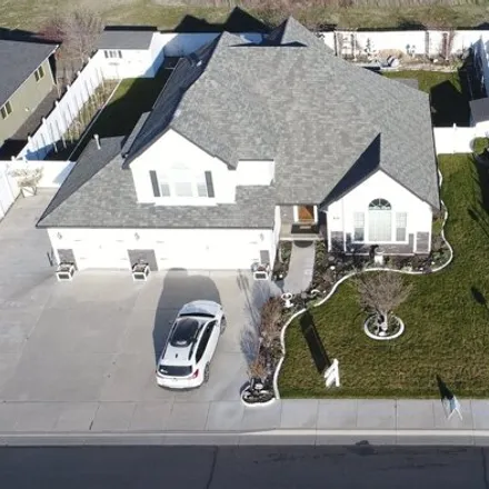 Buy this 4 bed house on 1037 Southwest 19th Court in Hermiston, OR 97838