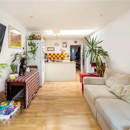 Image 7 - The Mornington Centre, Stanley Street, London, SE8 4BG, United Kingdom - Apartment for sale