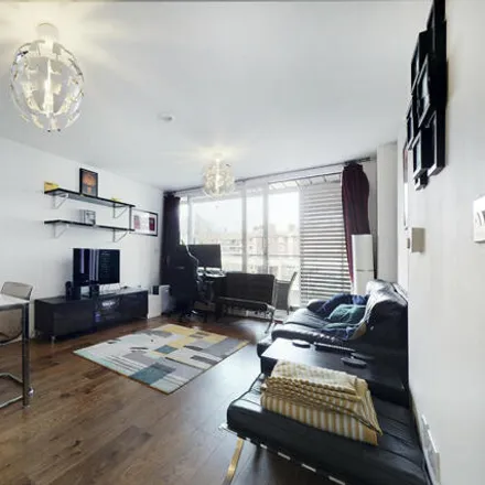 Buy this 1 bed apartment on Spectrum Buildings in 122 East Road, London