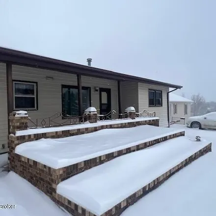 Image 2 - 267 7th Street East, Dickinson, ND 58601, USA - House for sale