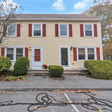Buy this 2 bed townhouse on 42 Powder Mill Drive in Kennebunk, 04043