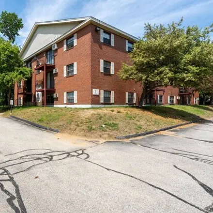 Buy this 1 bed condo on Regency Hill Road in Concord, NH 03305