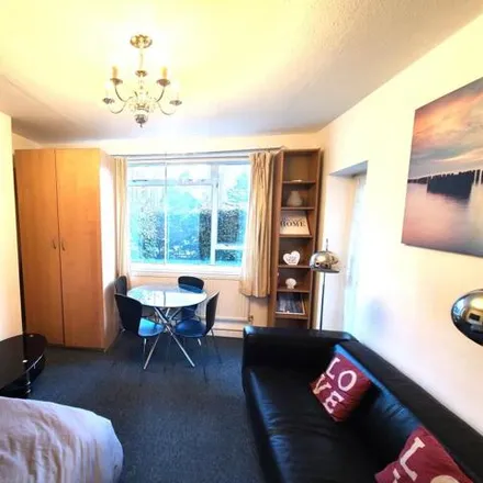 Image 1 - Brickbarn Close, King's Road, Lot's Village, London, SW10 0AF, United Kingdom - Apartment for sale