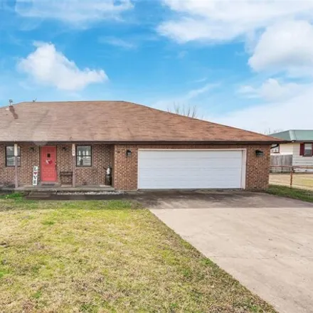 Buy this 3 bed house on Preston Meadows Road in Grayson County, TX 75092