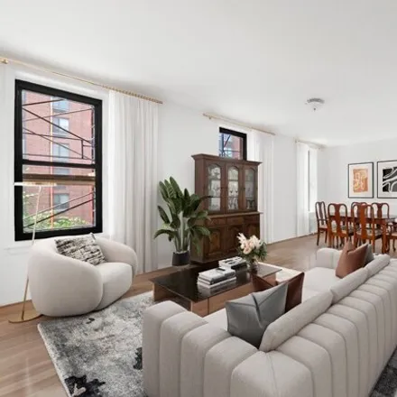 Image 4 - 67 W 87th St Apt 32, New York, 10024 - Apartment for sale