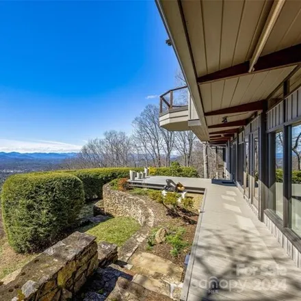 Image 6 - 183 Bent Tree Road, Asheville, NC 28804, USA - House for sale
