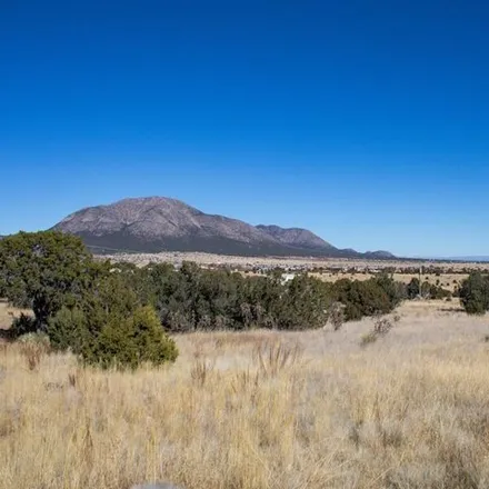 Buy this studio apartment on 98 East Wind in Santa Fe County, NM 87015
