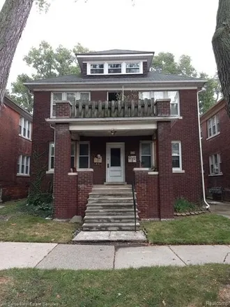 Rent this 2 bed apartment on 814 Nottingham Road in Grosse Pointe Park, MI 48230