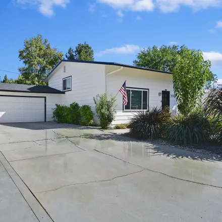 Image 3 - 3951 North Erick Lane, Boise, ID 83704, USA - House for sale