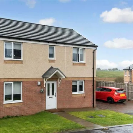 Buy this 3 bed house on unnamed road in Gartcosh, G69 8FY