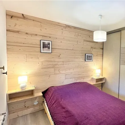 Rent this 2 bed apartment on Vallouise in Chemin de la Pissette, 05290 Vallouise-Pelvoux