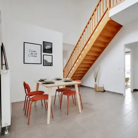 Image 8 - Entrepôt Macdonald, Passage Susan Sontag, 75019 Paris, France - Apartment for rent