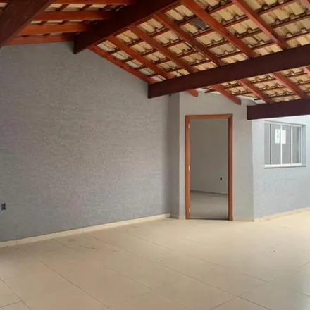 Buy this 3 bed house on Rua Doutor Cândido Rodrigues in Centro, Bragança Paulista - SP
