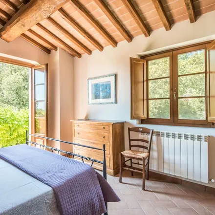 Rent this 2 bed house on Castelnuovo Berardenga in Località Castelnuovo Scalo, 53019 Asciano SI