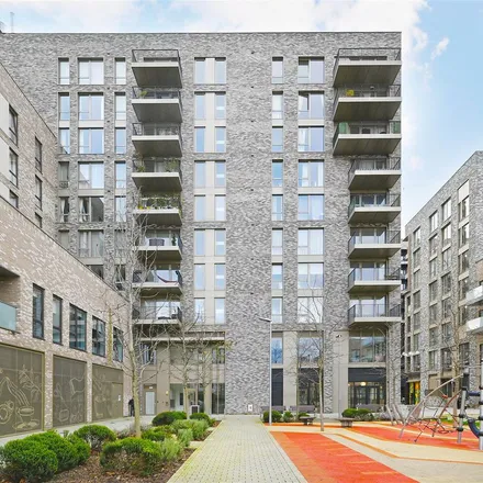 Image 6 - Cordwainer House, 64 New Village Avenue, London, E14 0TB, United Kingdom - Apartment for rent