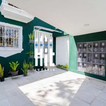 Buy this 12 bed house on Rua Backer in Cambuci, São Paulo - SP