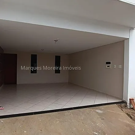 Rent this 3 bed house on Rua Geralda Leal Barros in São Pedro, Juiz de Fora - MG