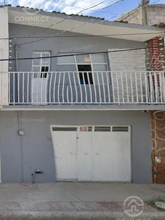 Buy this 4 bed house on Calle Manuel Díaz Infante 117 in Union Comunitaria, 37239 León