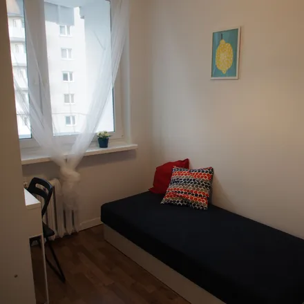 Rent this 6 bed room on Wolska 69 in 01-229 Warsaw, Poland
