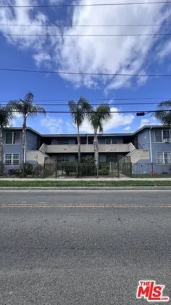 Rent this 1 bed house on 898 North Hoover Street in Los Angeles, CA 90029