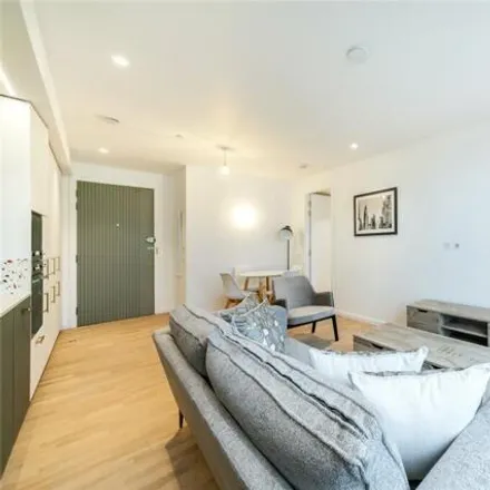 Image 4 - Haverstock School, 24 Haverstock Hill, Primrose Hill, London, NW3 2BQ, United Kingdom - Loft for rent