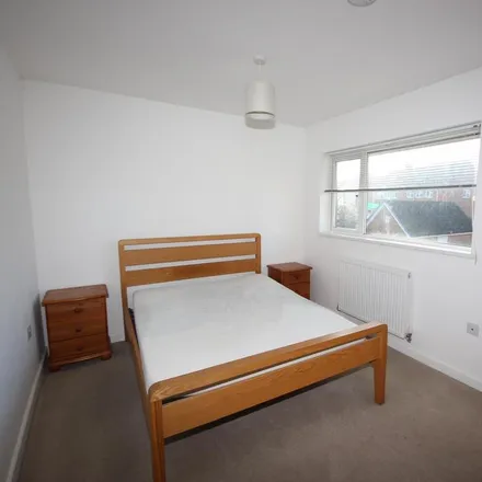 Image 4 - Dolbery Road North, Bournemouth, Christchurch and Poole, BH12 4PU, United Kingdom - Room for rent