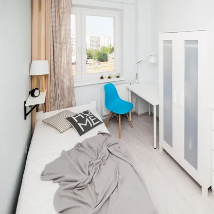 Rent this 5 bed room on Bulońska 6B in 80-288 Gdansk, Poland