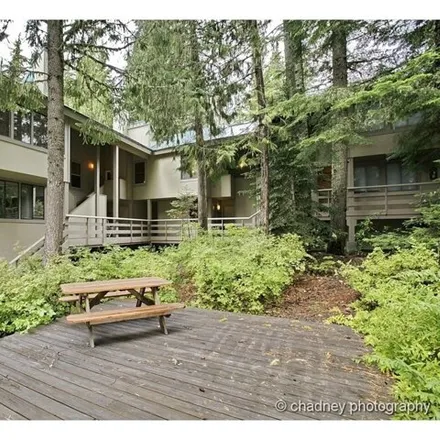 Buy this 3 bed condo on Mount Hood Academy in East Wyeast Trail, Government Camp